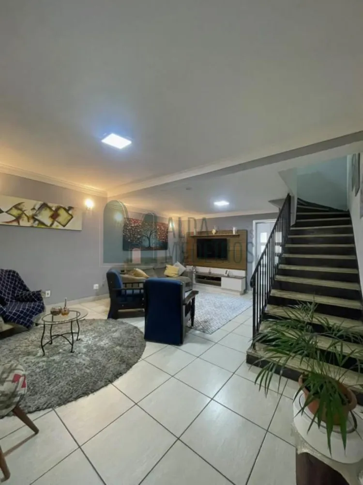 Casa, 5 quartos - Foto 1
