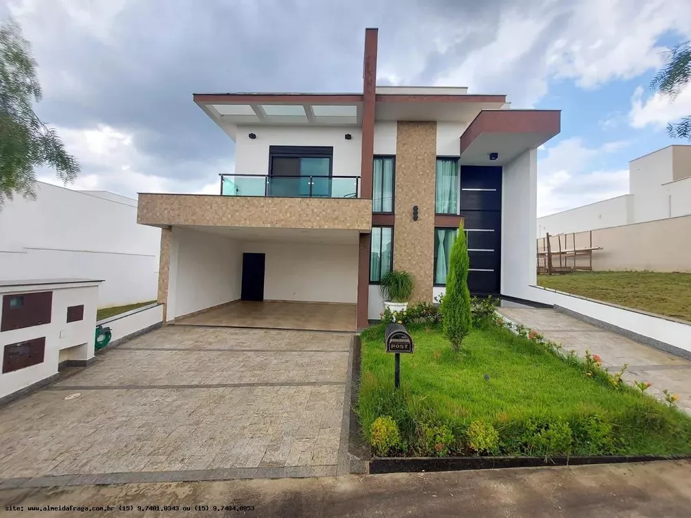 Casa de Condomínio à venda com 3 quartos, 250m² - Foto 1