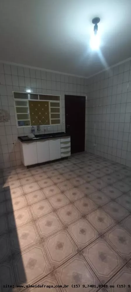 Casa à venda com 2 quartos, 120m² - Foto 2