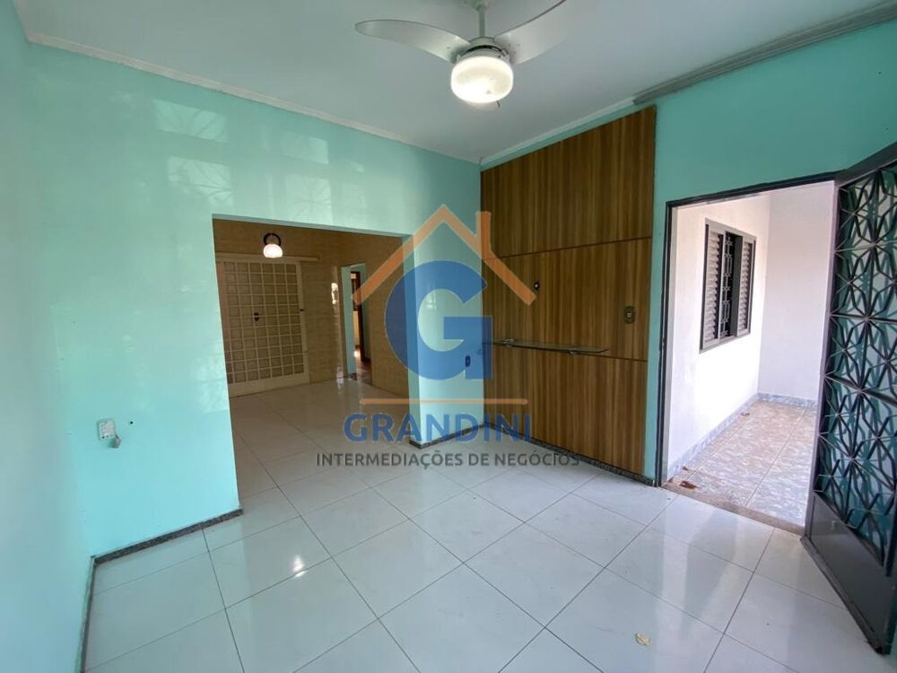 Casa, 3 quartos, 250 m² - Foto 3