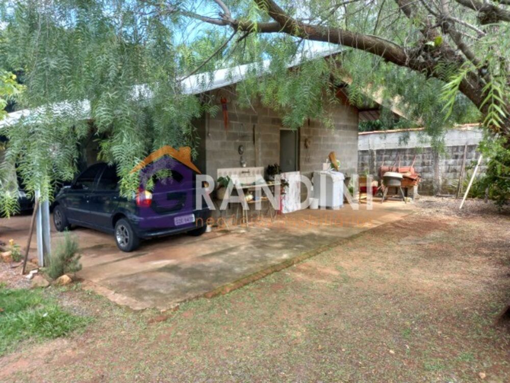 Casa à venda com 4 quartos, 2000m² - Foto 4