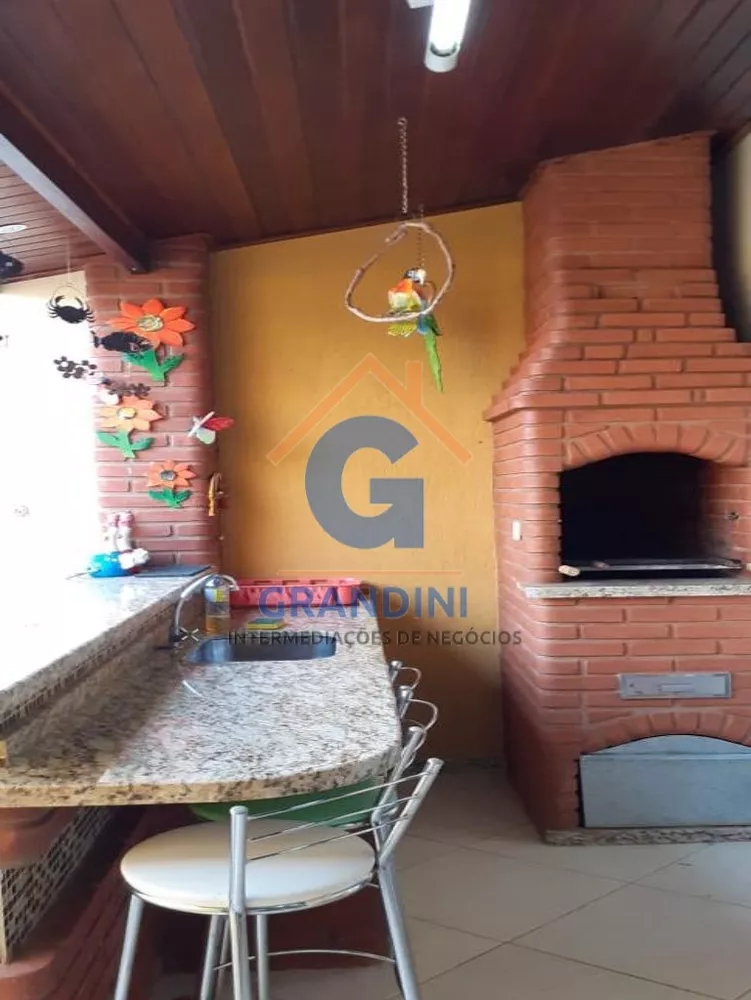 Casa, 2 quartos, 200 m² - Foto 6