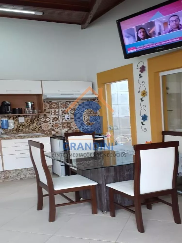 Casa, 2 quartos, 200 m² - Foto 3