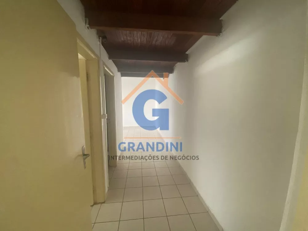 Casa, 2 quartos, 300 m² - Foto 2