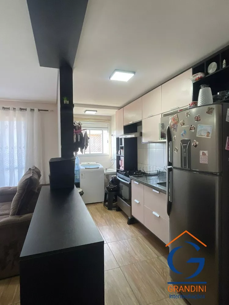 Apartamento à venda com 2 quartos, 50m² - Foto 3