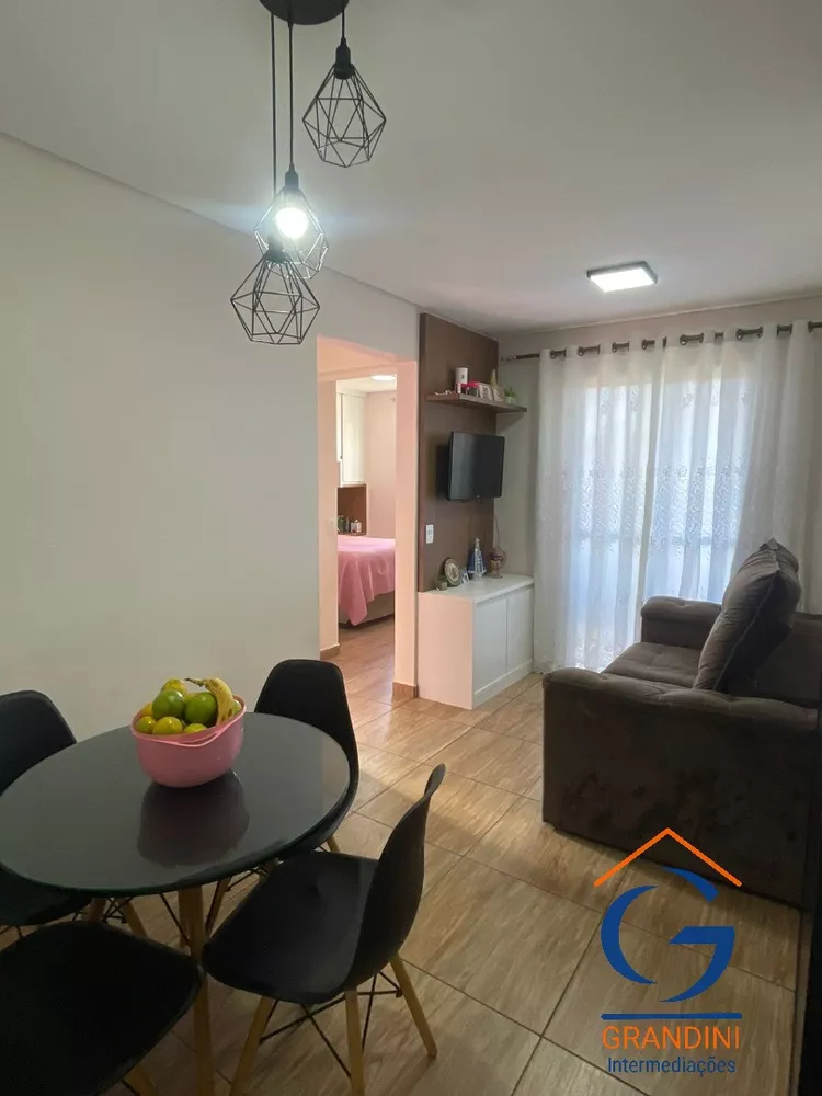 Apartamento à venda com 2 quartos, 50m² - Foto 2