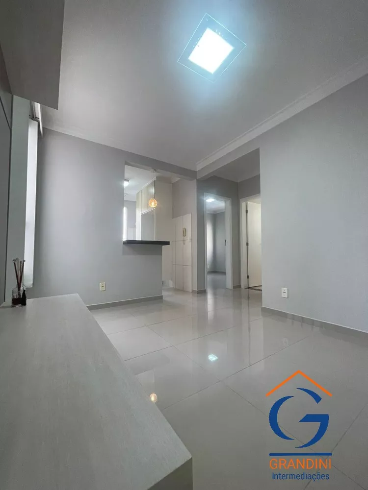 Apartamento à venda com 2 quartos, 57m² - Foto 1