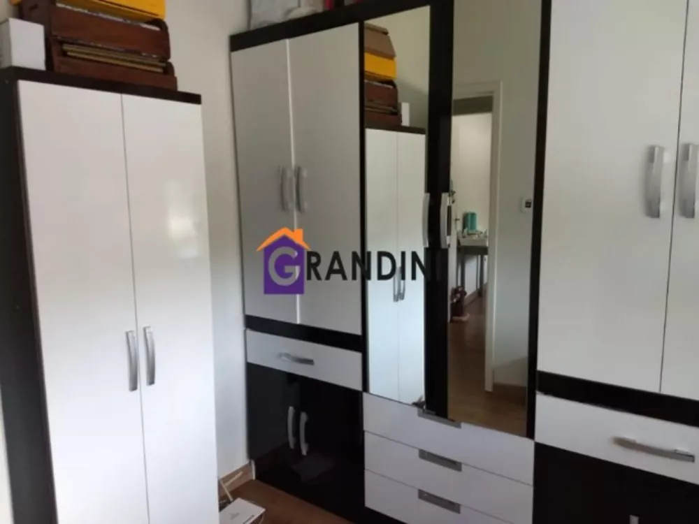 Apartamento à venda com 3 quartos, 85m² - Foto 4