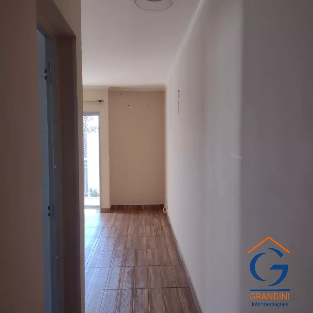 Apartamento à venda com 2 quartos, 61m² - Foto 5