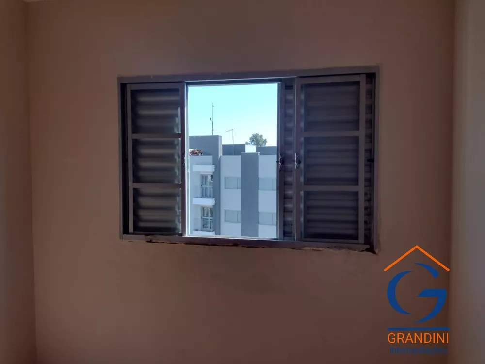 Apartamento à venda com 2 quartos, 61m² - Foto 4