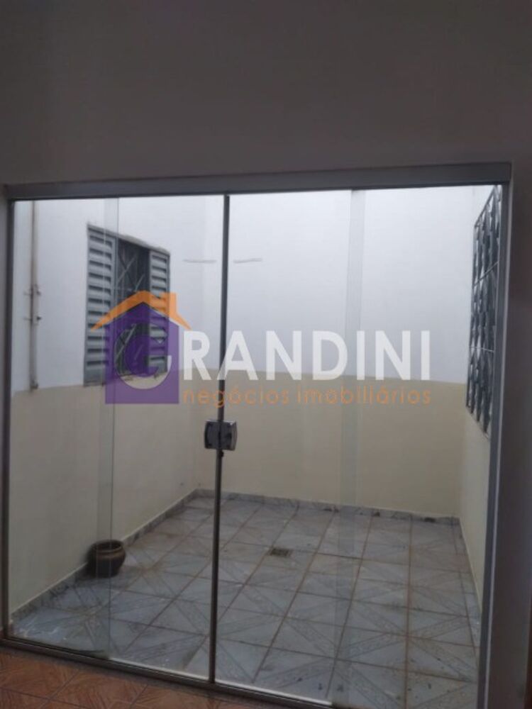 Casa, 3 quartos, 143 m² - Foto 1