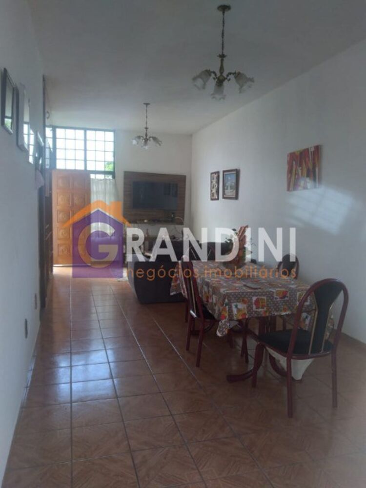 Casa, 3 quartos, 143 m² - Foto 4