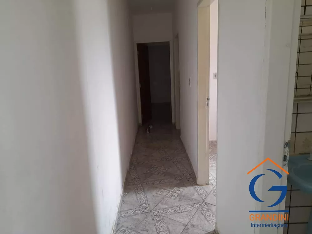 Casa à venda com 3 quartos, 200m² - Foto 8