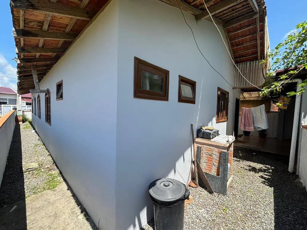 Casa, 5 quartos, 98 m² - Foto 1