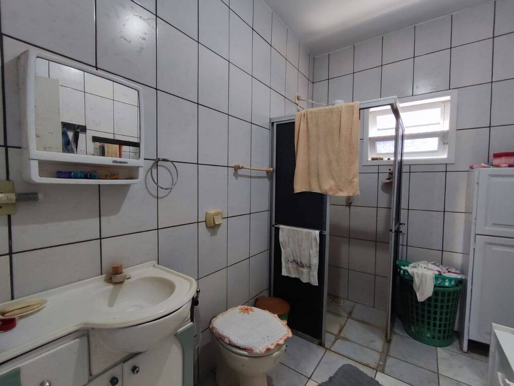 Casa à venda com 2 quartos, 100m² - Foto 3