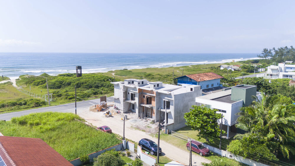 Sobrado à venda com 3 quartos, 103m² - Foto 1