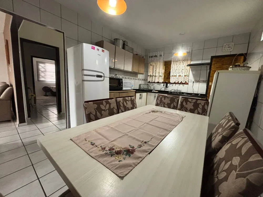 Casa, 5 quartos, 188 m² - Foto 3