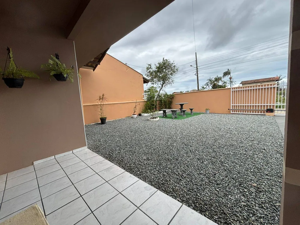 Casa, 5 quartos, 188 m² - Foto 2