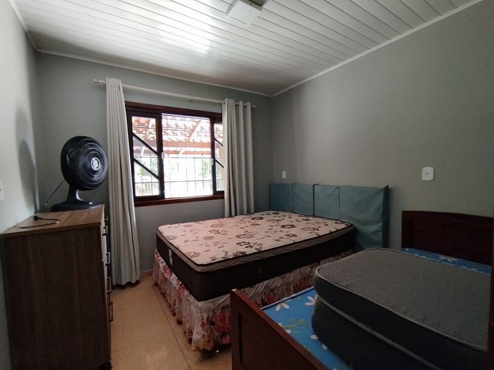 Casa à venda com 2 quartos, 140m² - Foto 5