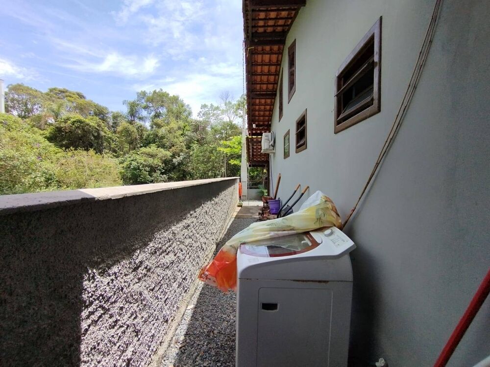 Casa à venda com 2 quartos, 140m² - Foto 11