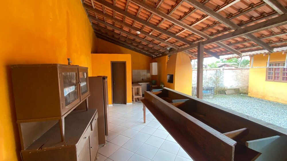 Casa à venda com 2 quartos, 79m² - Foto 4