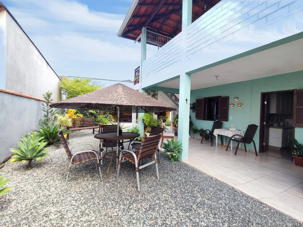 Casa, 3 quartos, 210 m² - Foto 1