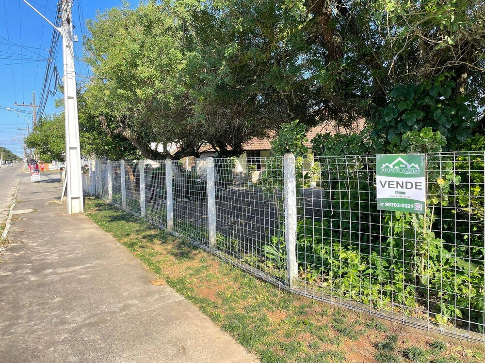 Casa à venda com 3 quartos, 92m² - Foto 4