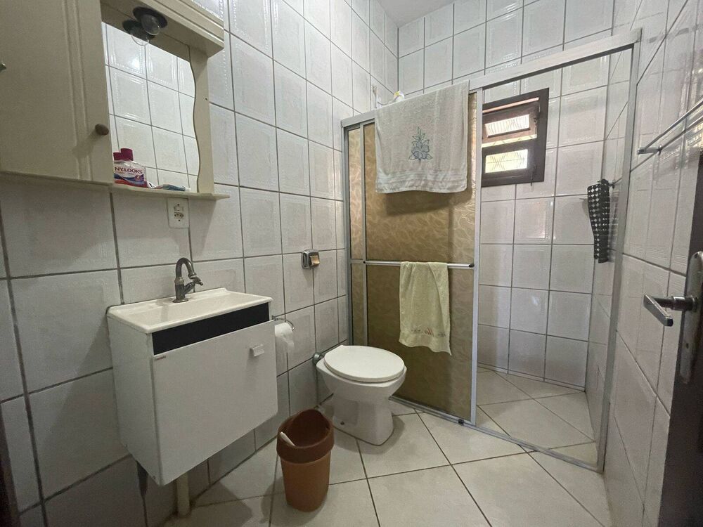 Casa, 4 quartos, 132 m² - Foto 2