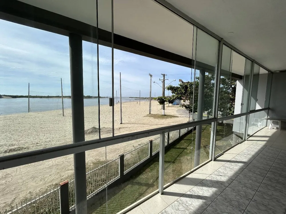 Casa, 4 quartos, 230 m² - Foto 2