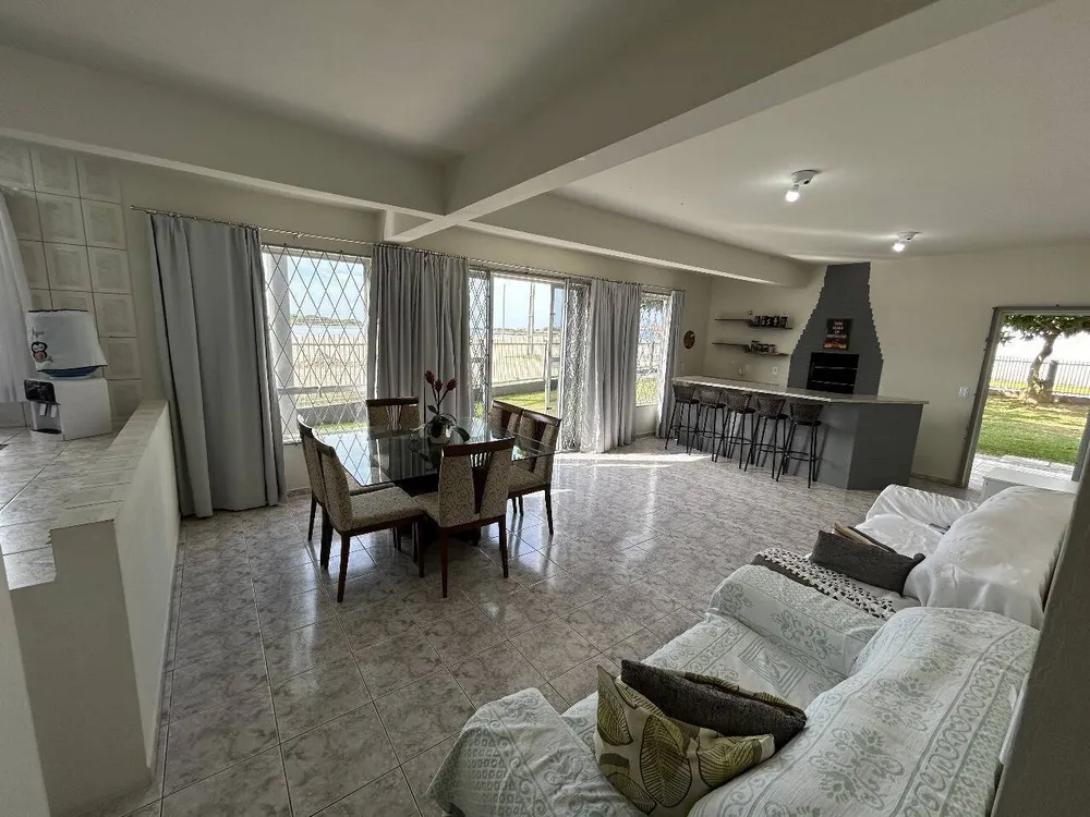 Casa, 4 quartos, 230 m² - Foto 3
