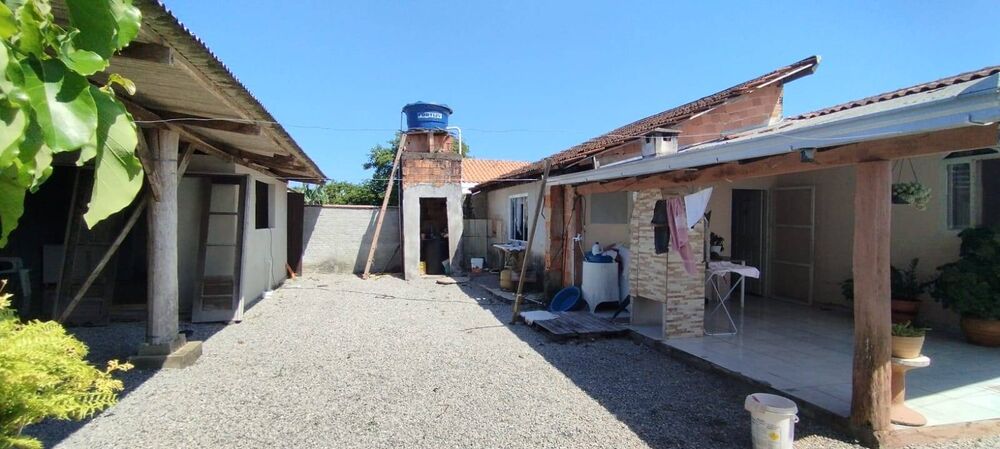Casa à venda com 3 quartos, 190m² - Foto 3