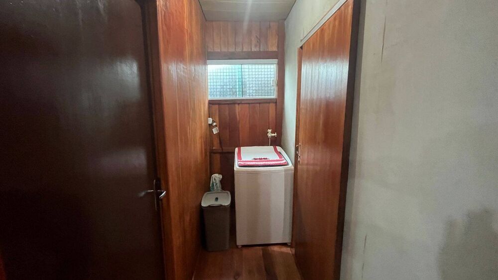 Casa à venda com 2 quartos, 97m² - Foto 2