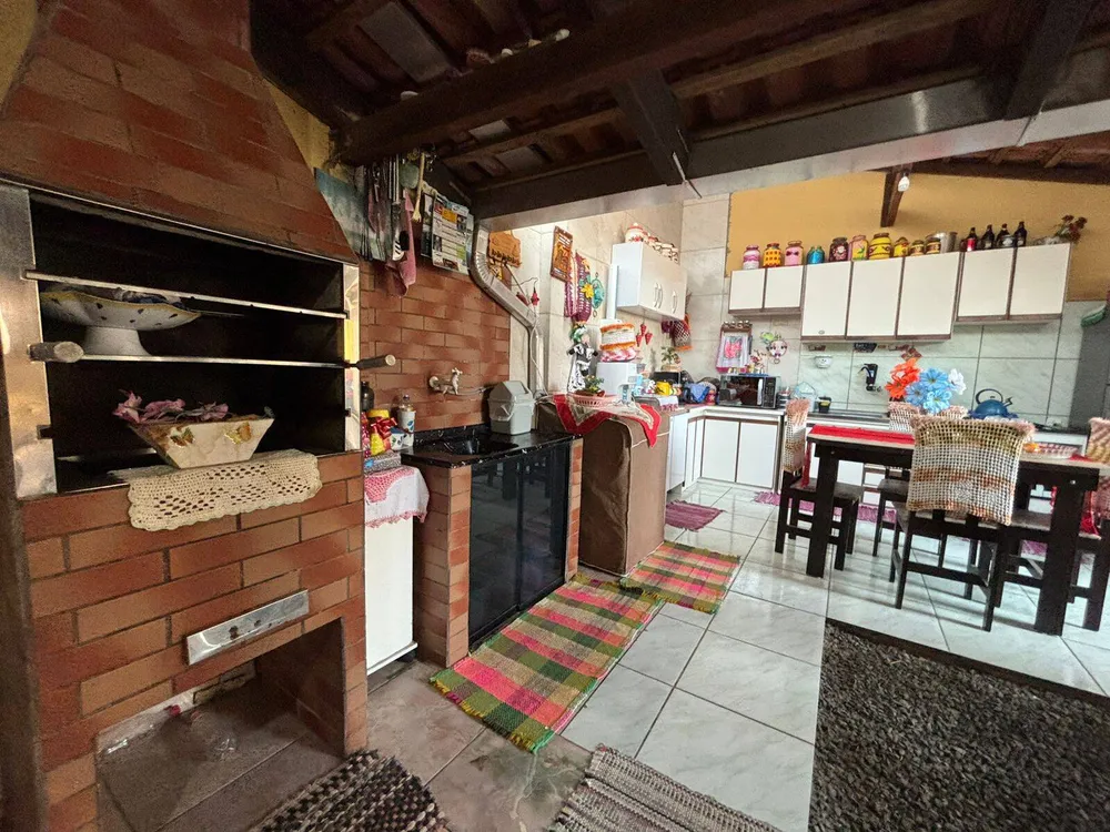 Casa, 3 quartos, 130 m² - Foto 2