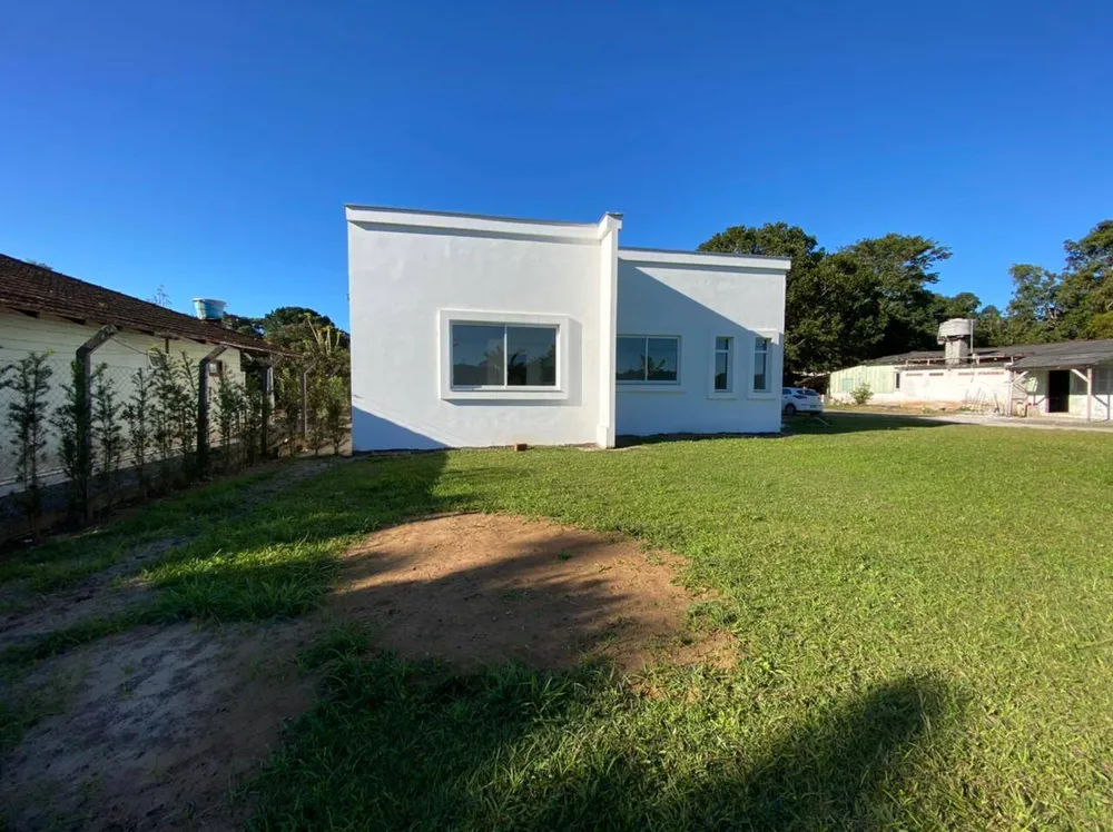 Chácara, 3 quartos, 8400 m² - Foto 1