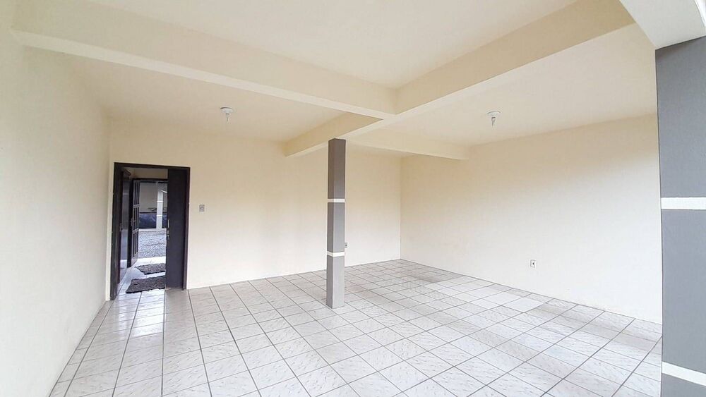 Sobrado à venda com 5 quartos, 280m² - Foto 1