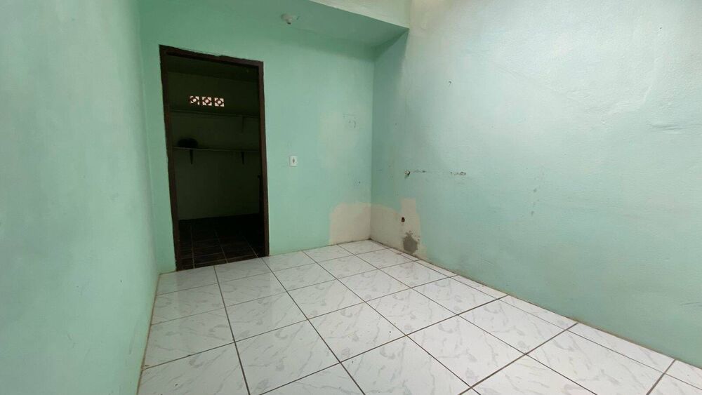 Casa à venda com 4 quartos, 165m² - Foto 3