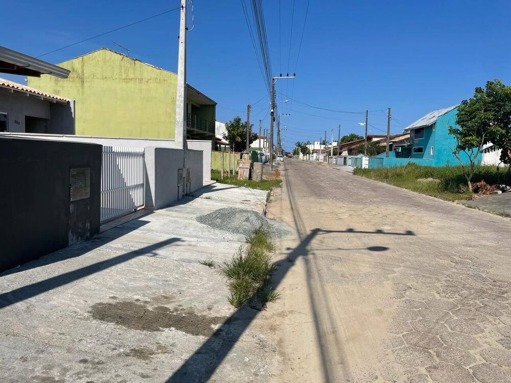 Casa à venda com 2 quartos, 64m² - Foto 4