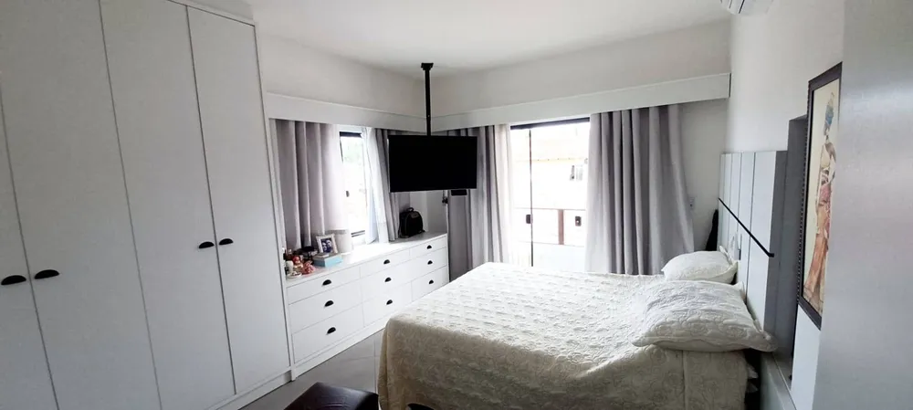 Casa, 3 quartos, 200 m² - Foto 11