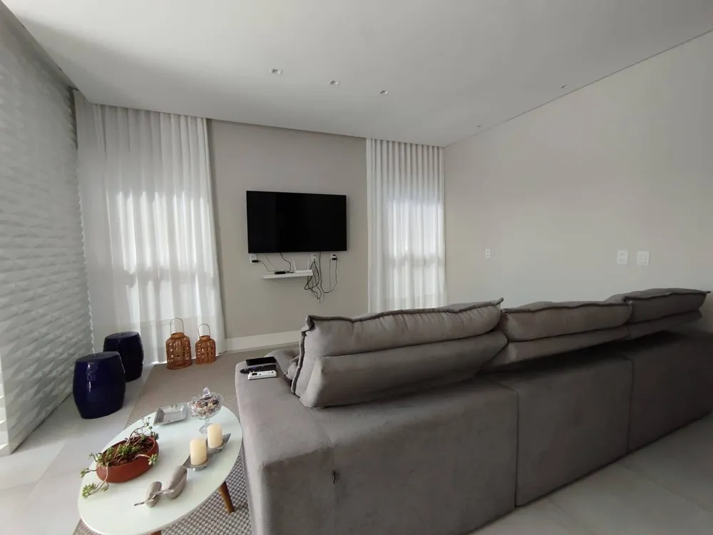 Sobrado, 4 quartos, 260 m² - Foto 1