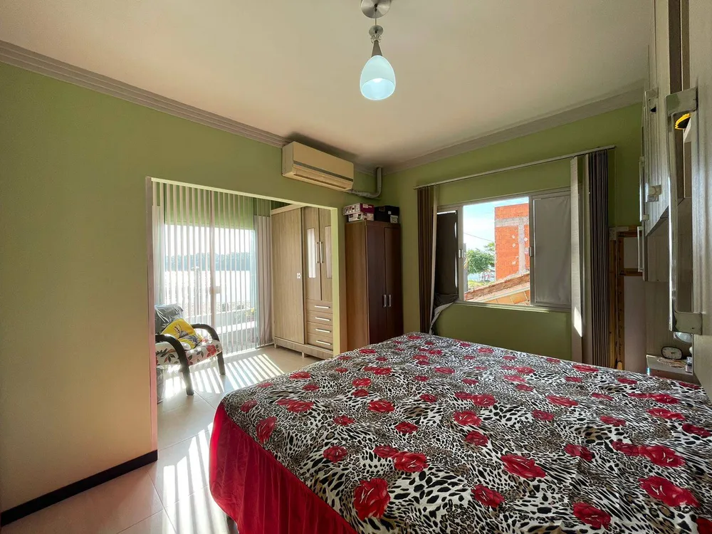 Casa, 5 quartos, 200 m² - Foto 9