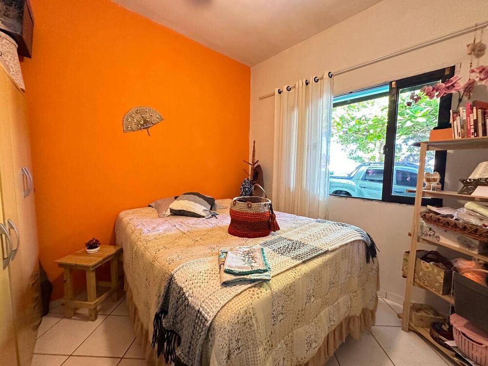 Casa à venda com 2 quartos, 147m² - Foto 2