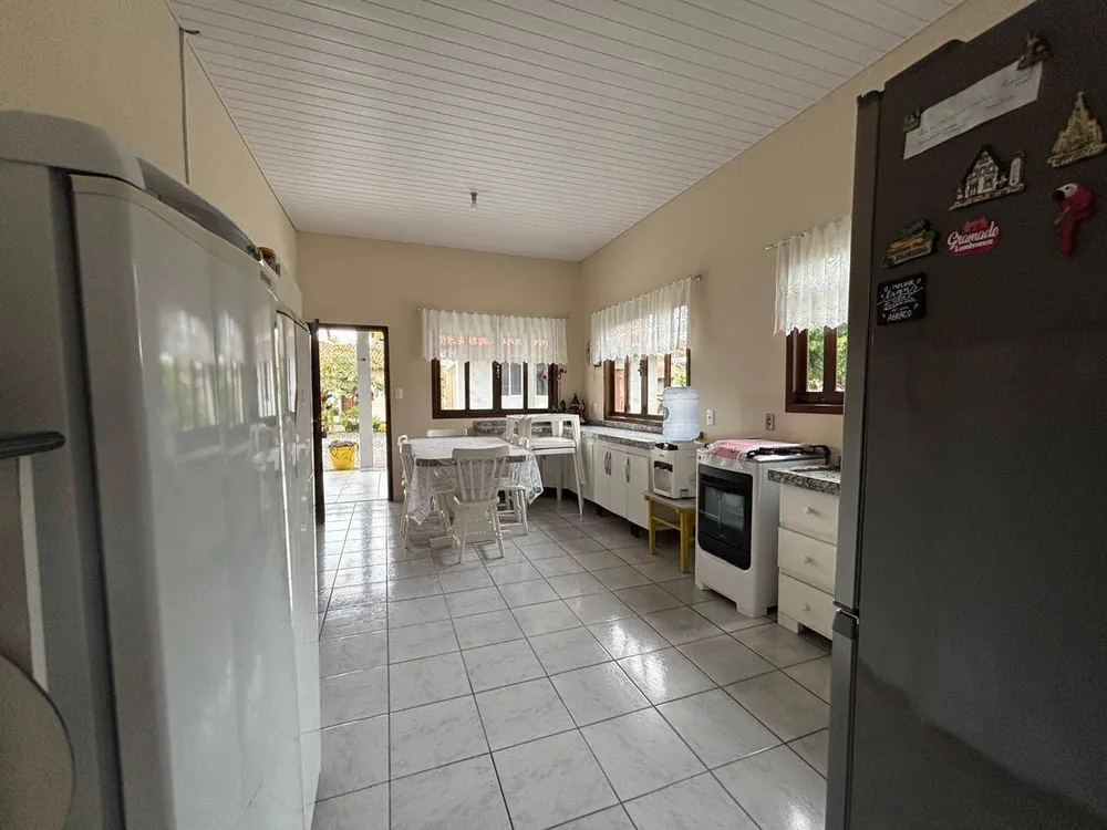 Casa, 3 quartos, 190 m² - Foto 3