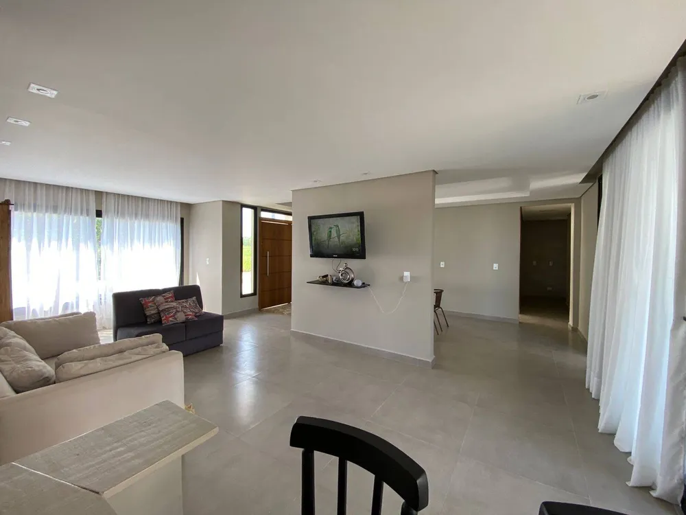Casa, 3 quartos, 245 m² - Foto 3