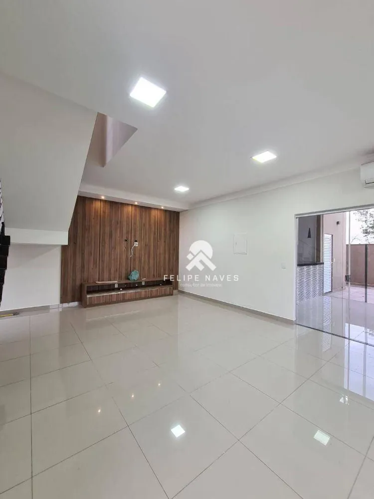 Casa, 3 quartos, 213 m² - Foto 3