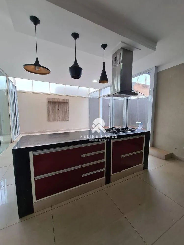 Casa, 3 quartos, 207 m² - Foto 3