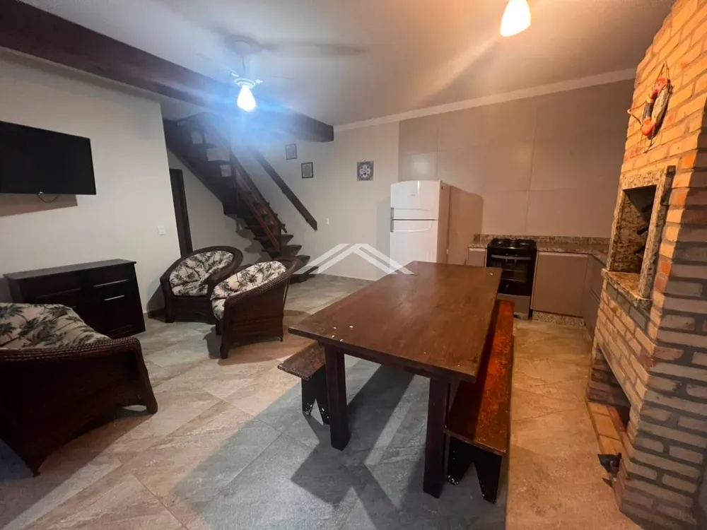 Sobrado, 6 quartos, 341 m² - Foto 2