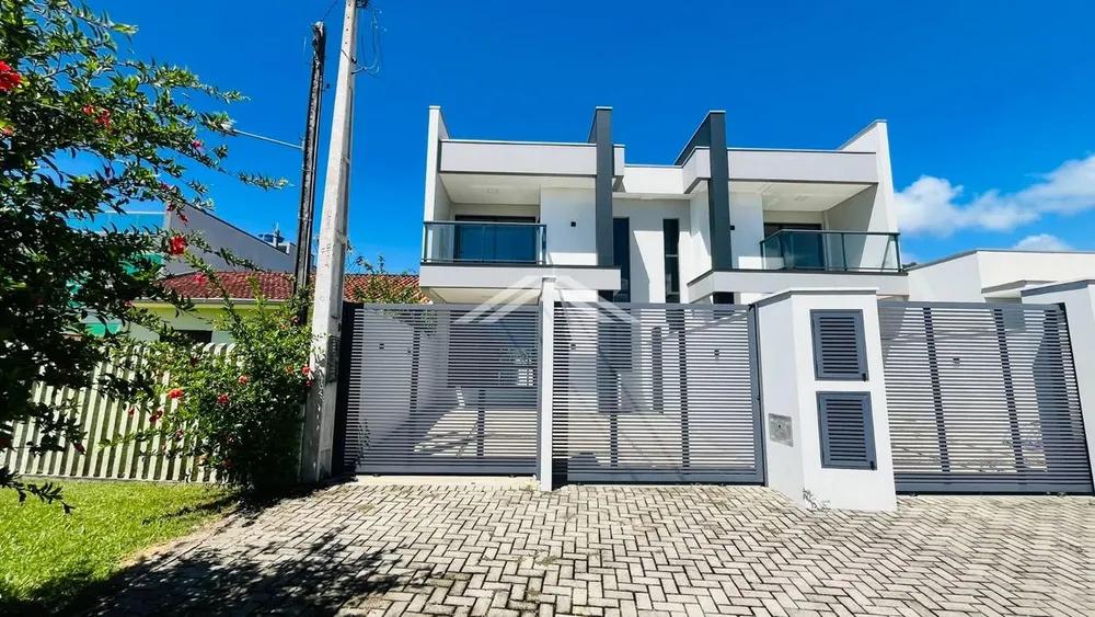 Sobrado, 3 quartos, 172 m² - Foto 1