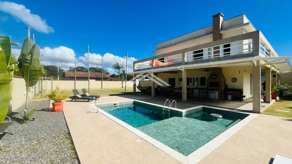 Casa, 3 quartos, 1152 m² - Foto 1
