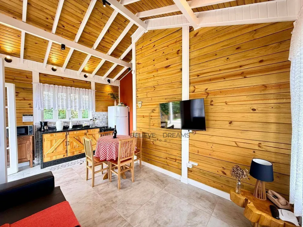 Casa, 4 quartos, 180 m² - Foto 3