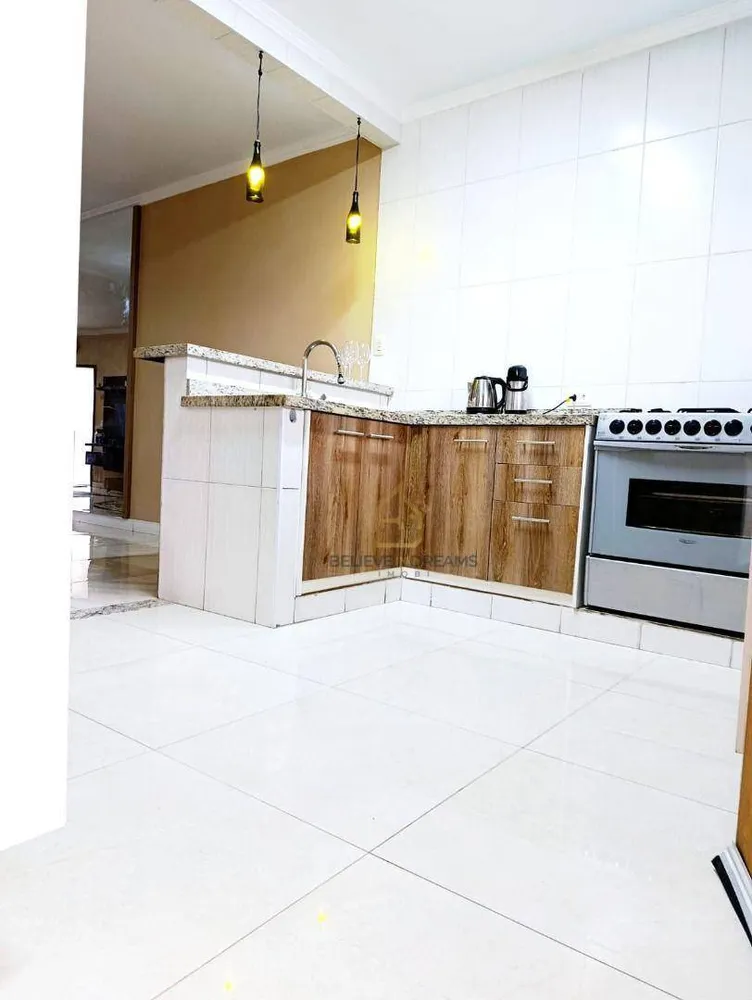 Sobrado, 3 quartos, 260 m² - Foto 4